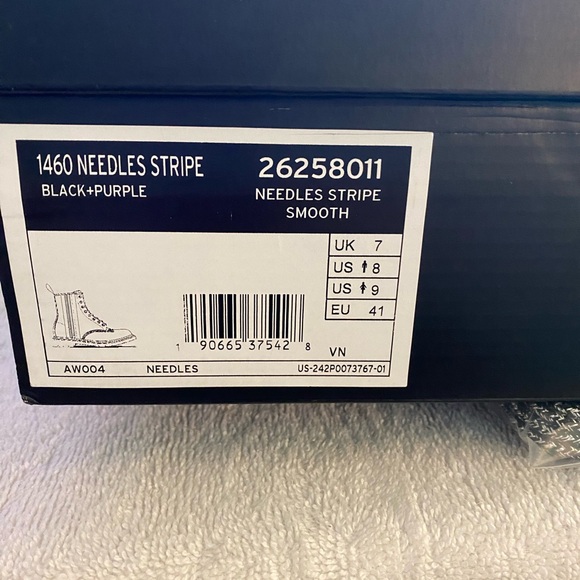 Dr. Martens needles Collab size women’s 9 - Picture 5 of 6